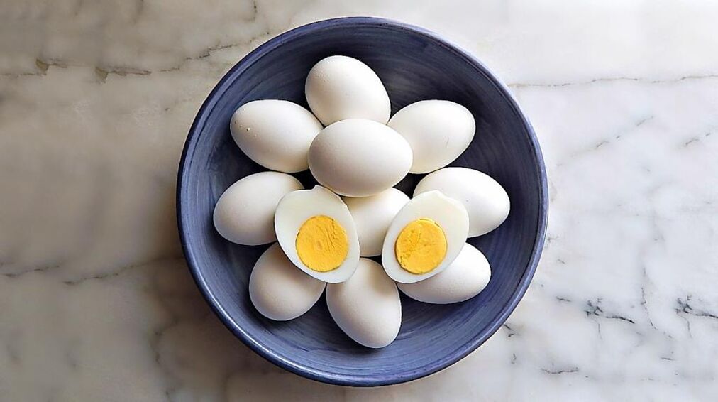 Chicken eggs are a necessary product in the chemical diet diet
